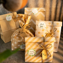 Load image into Gallery viewer, 10/30Sets Party Favor Gift Paper Bags with Sticker Ropes Treat Bags Candy Bag Chevron Polka Dot Bags Christmas Wedding Birthday Party Favors Supplies Gift Bags

