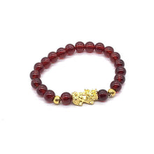 Load image into Gallery viewer, Gold Pixiu Red Agate Transport Evil Spirit Lucky Bracelet Bracelet Feng Shui Piyao Imitation Agate Elastic Couple Bracelet

