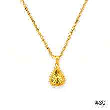 Load image into Gallery viewer, Gold Necklace Pawn Female Water Wave Chain Gold-plated Copper Creative Love Heart Pendant Necklace Gold Jewelry Pendant Necklace
