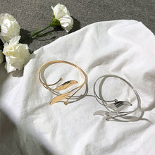 Load image into Gallery viewer, Fashion Bohemian Leaf Charm Upper Arm Bracelet Metal Leaves Curve Creative Arm Cuff Armlet Bangle Bracelets Jewelry for Women
