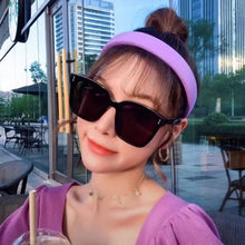 Load image into Gallery viewer, Creative Rice Nail Square Frame Polarized Sunglasses UV Protection Sunglasses Men and Women Outdoor Travel Glasses
