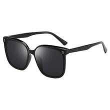 Load image into Gallery viewer, Creative Rice Nail Square Frame Polarized Sunglasses UV Protection Sunglasses Men and Women Outdoor Travel Glasses
