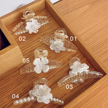 Load image into Gallery viewer, Women Seashell Flower Hairpin Elegant Temperament Hair Clip Fashion All-match Hairpin Hair Accessories
