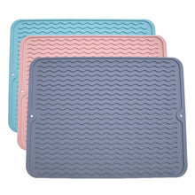 Load image into Gallery viewer, Silicone Drain Mat Dish Draining Mat Drainer Pad Heat Resistant Multifunctional Drying Mat Kitchen Table Placemat
