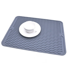 Load image into Gallery viewer, Silicone Drain Mat Dish Draining Mat Drainer Pad Heat Resistant Multifunctional Drying Mat Kitchen Table Placemat

