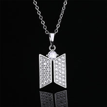 Load image into Gallery viewer, Fashion Double Diamond Gold Plated Pendant Full Diamond Super Flash Necklace Women's Short Clavicle Chain Accessories
