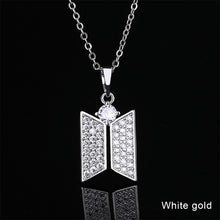 Load image into Gallery viewer, Fashion Double Diamond Gold Plated Pendant Full Diamond Super Flash Necklace Women's Short Clavicle Chain Accessories
