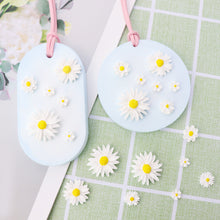 Load image into Gallery viewer, Silicone Daisy Cake Mold Fondant Cake Decorattion Flower Mould Tool Sugarcraft Chocolate Moulds Cupcake Baking Mold Bakeware
