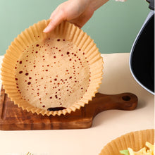 Load image into Gallery viewer, 50pcs 16cm Air Fryer Disposable Baking Papers 3-6L Air Fryer Liners Non-Stick Steamer Round Oil Paper Liners Kitchen Accessories
