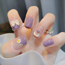 Load image into Gallery viewer, 24pcs/set Short Manicure Fake Nail Detachable Nail Patch Wearing Nails Nail Stickers Nail Art Accessories
