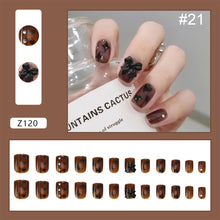Load image into Gallery viewer, 24pcs/set Manicure Fake Nail Detachable Fake Nail Patch Wearing Nails Nail Stickers Nail Art Accessories
