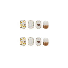 Load image into Gallery viewer, 24pcs/set Short Cute Bear Manicure Fake Nail Detachable Fake Nail Patch Wearing Nails Nail Stickers Nail Art Accessories
