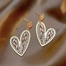 Load image into Gallery viewer, Fashion Women S925 Silver Needle Korean Diamond Inlaid Heart Earrings
