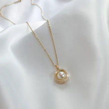 Load image into Gallery viewer, Korean Baroque Pearl Necklace Multi-layer Winding Diamond Clavicle Chain

