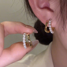 Load image into Gallery viewer, Korea Women Gold Pearl Earrings Jewelry Fashion Accessories
