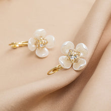 Load image into Gallery viewer, Korean Women Zircon Flower Earrings Fairy Elegance Earring S925 Silver Needle
