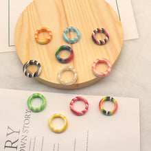 Load image into Gallery viewer, Fashion Tortoiseshell Acrylic Resin Ring Creative Simple Ladies Gradient Contrast Color Ring Women Girls Bracelet Jewelry
