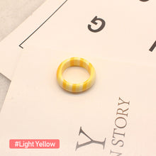 Load image into Gallery viewer, Fashion Tortoiseshell Acrylic Resin Ring Creative Simple Ladies Gradient Contrast Color Ring Women Girls Bracelet Jewelry
