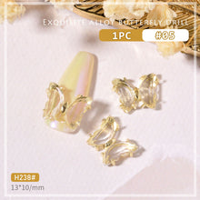 Load image into Gallery viewer, Nail Art Crystal Butterfly Jewelry Gold Edge Metal Rhinestone Three-dimensional Nail Butterfly Jewelry Nail Art Decoration
