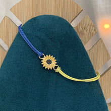 Load image into Gallery viewer, Fashion Couple Contrasting Colors Daisy Bracelets Wrist Chain Bracelets Yellow Blue Creative Romantic Rope Women Men Jewelry Gifts
