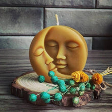 Load image into Gallery viewer, Minimalist Style Moon Face Silicone Candle Mold DIY Handmade Heart Ornaments Soap Plaster Handicrafts Mould

