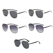 Load image into Gallery viewer, Men Cool Outdoor Polarizing Sunglasses Double Beam Aviator Glasses Retro Trend Safety Drive Sun Glasses
