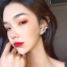 Load image into Gallery viewer, Butterfly Asymmetric Stud Earrings Flower Fringe Earrings Creative Simple Accessories Jewelry for Women
