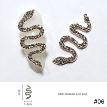 Load image into Gallery viewer, 2pcs Diamond Alloy Snake Nail Art Jewelry Three-dimensional Nail Diamond Jewelry Shiny Metal Nail Art Decoration Nail Ornaments
