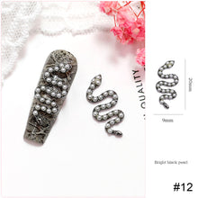 Load image into Gallery viewer, Small Diamond Alloy Snake Nail Art Jewelry Shiny Three-dimensional Metal Nail Stickers Nail Art Decoration
