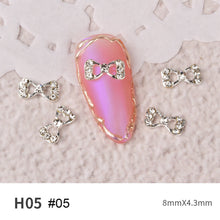 Load image into Gallery viewer, Bow Nail Art Jewelry Pearl Diamond Jewelry Rhinestone Shiny Nail Ornament Nail Art Decoration Manicure Accessories
