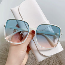 Load image into Gallery viewer, Gradient Square Frame Sunglasses Trend UV Protection Retro Sunglasses Fashion Women Sunglasses Outdoor Glasses
