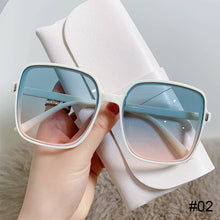 Load image into Gallery viewer, Gradient Square Frame Sunglasses Trend UV Protection Retro Sunglasses Fashion Women Sunglasses Outdoor Glasses
