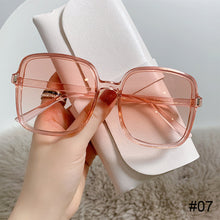 Load image into Gallery viewer, Gradient Square Frame Sunglasses Trend UV Protection Retro Sunglasses Fashion Women Sunglasses Outdoor Glasses
