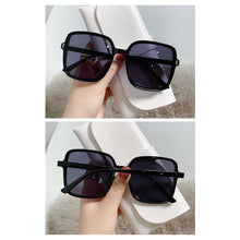 Load image into Gallery viewer, Gradient Square Frame Sunglasses Trend UV Protection Retro Sunglasses Fashion Women Sunglasses Outdoor Glasses
