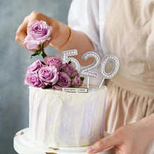 Load image into Gallery viewer, Mother’s Birthday Cake Topper Decoration Mother's Day Cake Topper Decoration I Love Mom Bithday Cupcake Toppers
