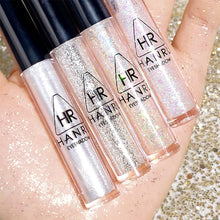 Load image into Gallery viewer, Pearlescent Fine Shimmering Eye Shadow Liquid Waterproof Eye Makeup Brightening Liquid Pearlized Eyeshadow Liquid
