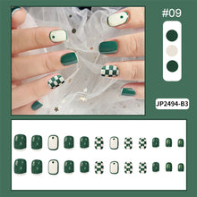 Load image into Gallery viewer, 24pcs/set Matte Multicolor Nail Pieces Fashion Nail Patches Removable Fake Nails Extensions Nail Art Accessories
