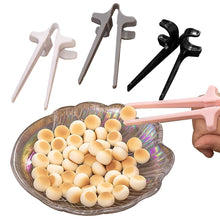 Load image into Gallery viewer, 1Pc Hands-free Snack Chopstick Play Games Finger Chopsticks Easy to Use Plastic Multifunctional Snack Clip Convenient Tong for Gaming
