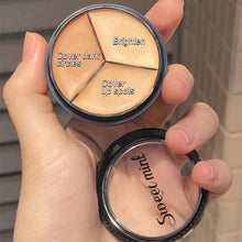 Load image into Gallery viewer, Round Tri-color Concealer Cover Up Spot Acne Marks Dark Circles Tear Ditch Repair Foundation Cream Does Not Take Off Makeup
