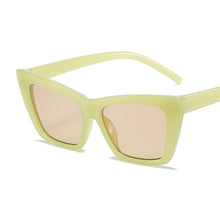 Load image into Gallery viewer, Women Simple Sunglasses UV Protection Retro Sunglasses Fashion Sunglasses Outdoor Travel Sunglasses
