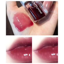 Load image into Gallery viewer, 7 Colors Small Square Lip Oil Transparent Lip Gloss Moisturizing Mirror Lip Glaze Lipstick Lips Makeup Cosmetic
