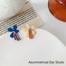 Load image into Gallery viewer, Cartoon Smiling Face Painted Earrings Female Cute Dripping Flower Earrings Creative Asymmetric Ear Clips Women Jewelry Accessories
