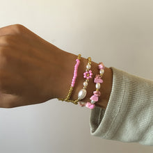 Load image into Gallery viewer, 3pcs/set Simple Rice Beads Gravel Bracelet Women's Bohemian Style Summer Small Daisy Imitation Pearl Bracelet Girl Jewelry
