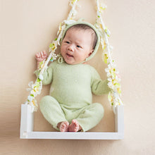 Load image into Gallery viewer, Newborn Baby Photography Props Swing Seats with Beautiful Flower Vine Baby Photo Studio Shoot Photo Studio Equipment
