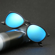 Load image into Gallery viewer, Fashion Vintage Women's Sunglasses Polarized Classic Anti Glare Driving Sun Glasses For Men
