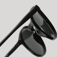 Load image into Gallery viewer, Fashion Retro Round Polarized Sunglasses Men Women Sun Glasses Vintage Male Female Goggles For Cycling Driving Fishing
