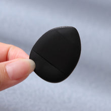 Load image into Gallery viewer, Mini Size Finger Shape Air Cushion Sponge Foundation Makeup Blender Undereye Concealer Highlighter Makeup Puff Tools
