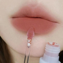 Load image into Gallery viewer, Matte Non-fading Non-stick Cup Lip Glaze Lipstick Female Milk Tea Color Daily Temperament Cosmetics Lipstick Make Up
