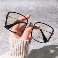 Load image into Gallery viewer, Retro Anti Blue Light Glasses Metal Glasses Frame Fashion Comfortable Transparent Glasses For Women Men
