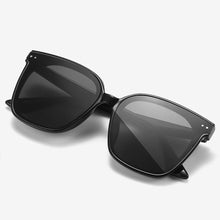 Load image into Gallery viewer, Fashion Large Frame Sunglasses Polarized Sunglasses Trend UV Protection Retro Sunglasses Outdoor Glasses For Men Women
